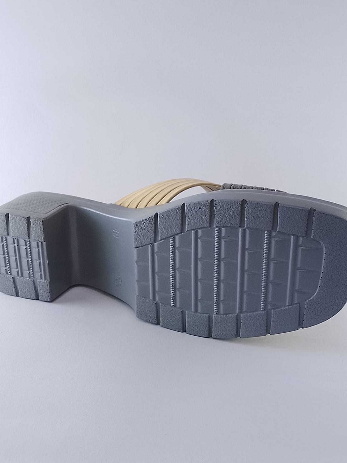 grey sparker slipper